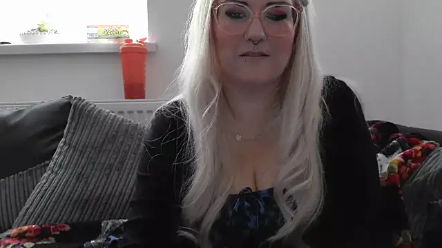 Sizzling Indie36 online show from 09.23.25