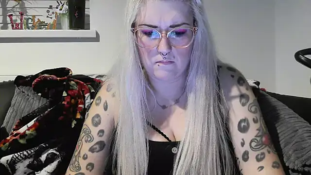 Sizzling Indie36 online show from 10.20.25