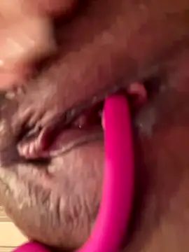 Snapshot of So8nan chatting on 12.04.25 So8nan online show from 12.04.25