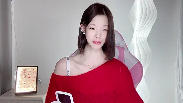 Snapshot of Gogo-888 chatting on 10.10.25 Gogo-888 online show from 10.10.25