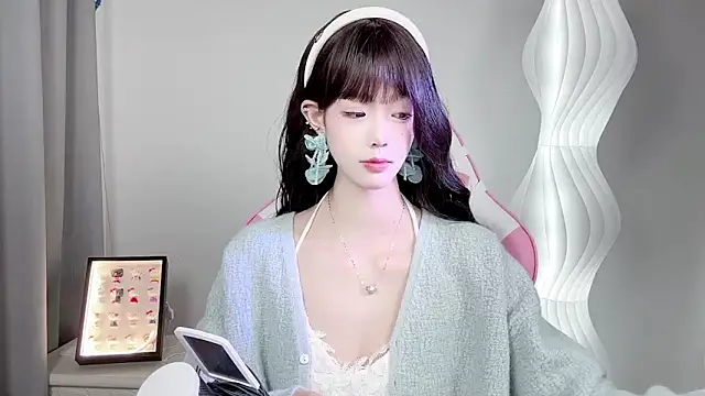 Snapshot of Gogo-888 chatting on 10.25.25 Gogo-888 online show from 10.25.25