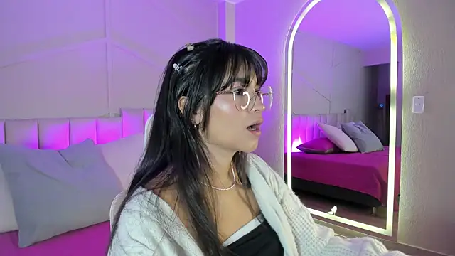 Eimmy bm online show from 10.13.25