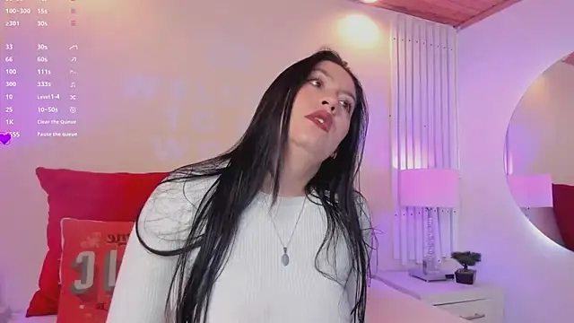 Snapshot of AliceCorner chatting on 11.12.25 AliceCorner online show from 11.12.25