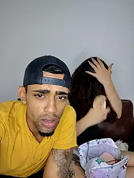 Snapshot of LilithAndKai chatting on 11.23.25 LilithAndKai online show from 11.23.25