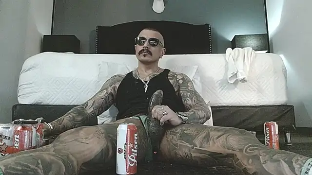 danilog515 online show from 01.10.26