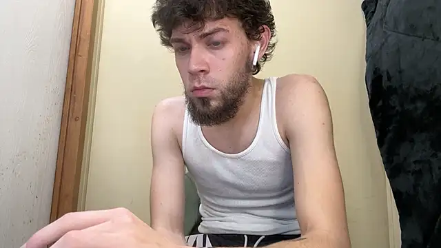 bwcizThrobbing online show from 03.18.25