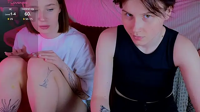 Snapshot of Tara_Lawson chatting on 10.14.25 Tara Lawson online show from 10.14.25