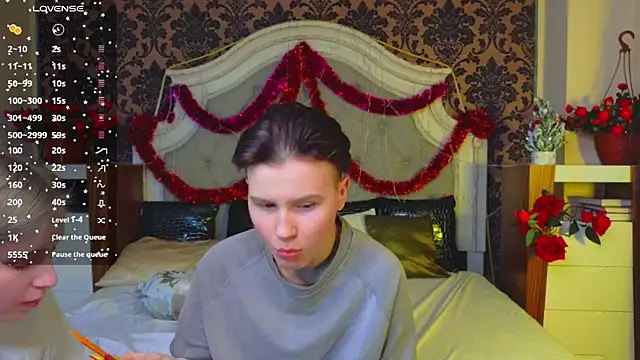 Snapshot of Tara_Lawson chatting on 01.12.26 Tara Lawson online show from 01.12.26