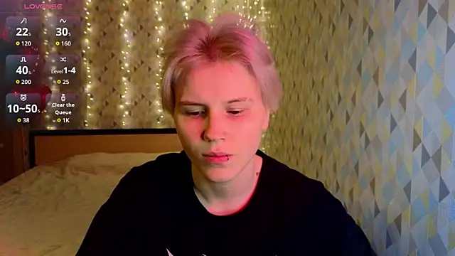 Snapshot of Tara_Lawson chatting on 02.17.26 Tara Lawson online show from 02.17.26