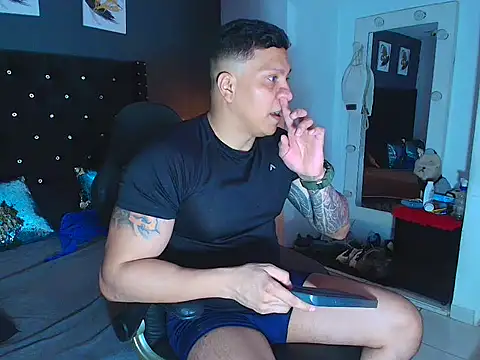 ethan dalton  online show from 10.25.25