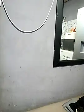 sexylira online show from 10.17.25