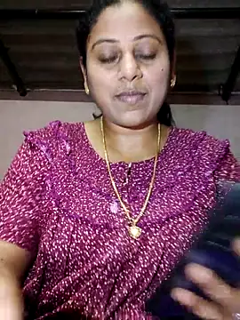 JENNIFERtamil online show from 04.24.26