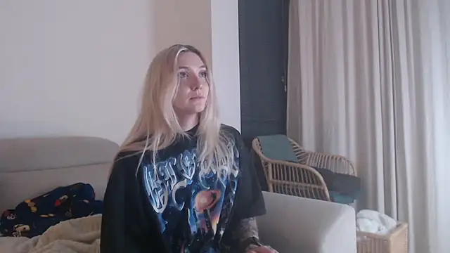 tattoobbgirl online show from 11.23.25