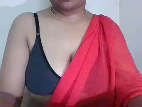 Snapshot of snehashreyatamil chatting on 11.13.25 snehashreyatamil online show from 11.13.25