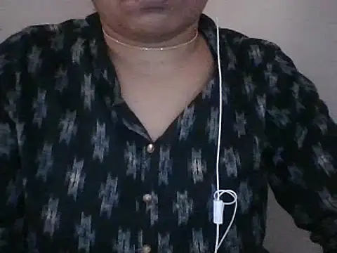 Snapshot of snehashreyatamil chatting on 12.01.25 snehashreyatamil online show from 12.01.25