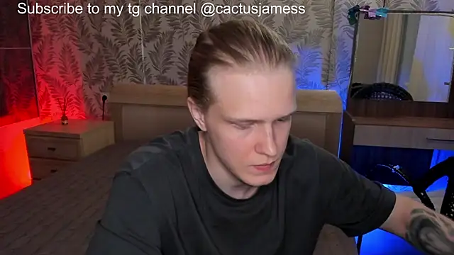 Snapshot of Cactus__James chatting on 10.27.25 Cactus James online show from 10.27.25