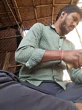 Snapshot of hot_integer chatting on 02.18.26 hot integer online show from 02.18.26