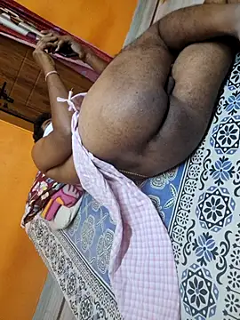 Snapshot of hot_integer chatting on 03.25.26 hot integer online show from 03.25.26