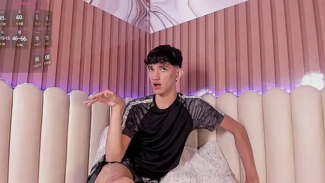 peachandtyron  online show from 03.17.25