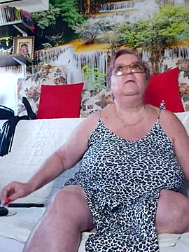 Snapshot of QueenPammy1 chatting on 09.14.25 QueenPammy1 online show from 09.14.25