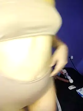 marina huerta03 online show from 11.15.25