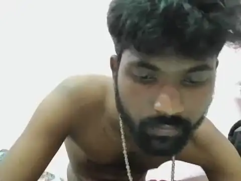 Snapshot of dusky-body chatting on 03.18.25 dusky-body online show from 03.18.25