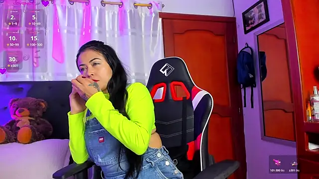 Riley Black online show from 10.29.25