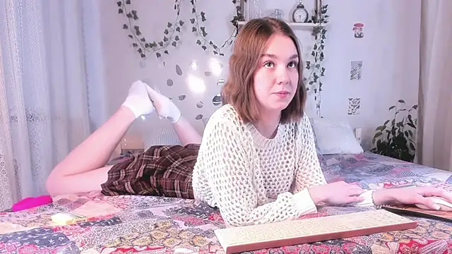 Snapshot of unexpected_twist chatting on 03.18.25 unexpected twist online show from 03.18.25