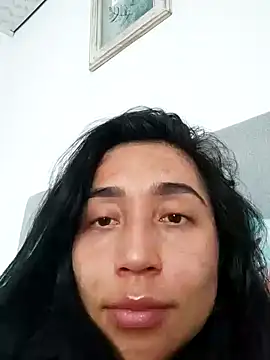 Elowyn online show from 10.05.25