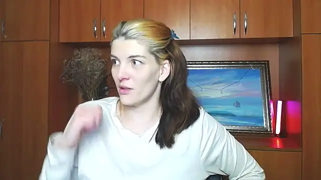 VanessaRey  online show from 03.07.26