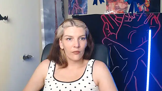 VanessaRey  online show from 06.08.26