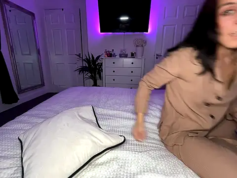 Missalex xo online show from 10.18.25