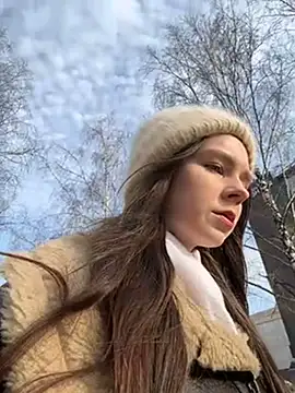 MilaBee online show from 03.19.25