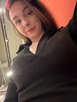 MilaBee online show from 04.11.26