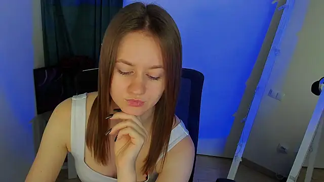 Catherine e online show from 10.25.25