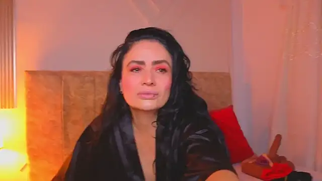 Snapshot of angelinarouse_ chatting on 07.17.26 angelinarouse online show from 07.17.26