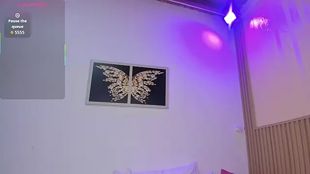 Snapshot of sharonscoth chatting on 11.26.25 sharonscoth online show from 11.26.25