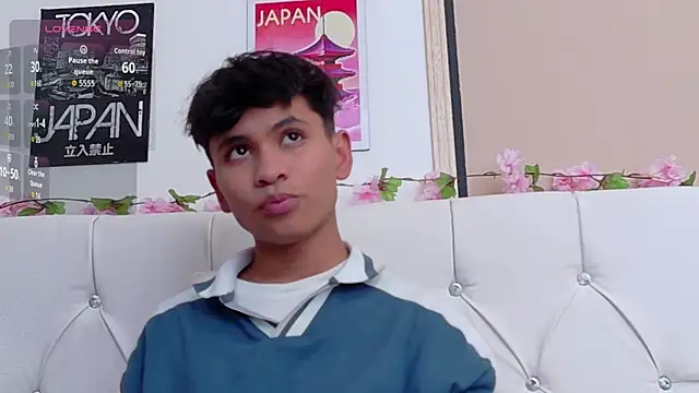 Snapshot of Ethan_Westt chatting on 11.08.25 Ethan Westt online show from 11.08.25