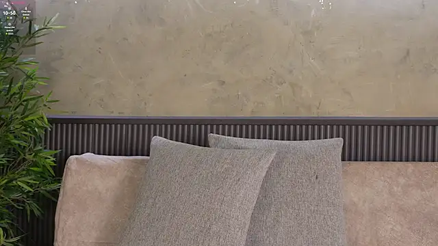 mia lacy  online show from 02.04.26