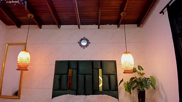 Danna williamss online show from 09.19.25