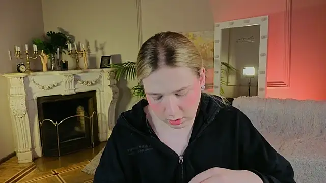 Jes Solar online show from 10.02.25