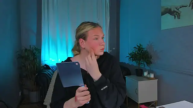 Jes Solar online show from 10.15.25