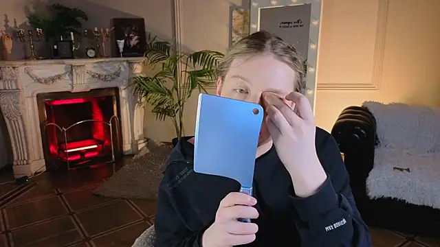 Jes Solar online show from 11.23.25