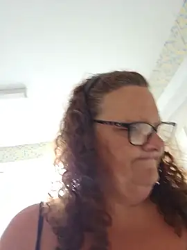 MissQueenBeex online show from 07.28.26