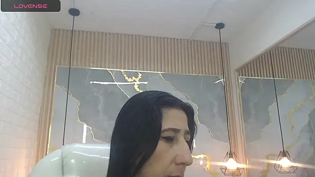 nei girl online show from 09.19.25