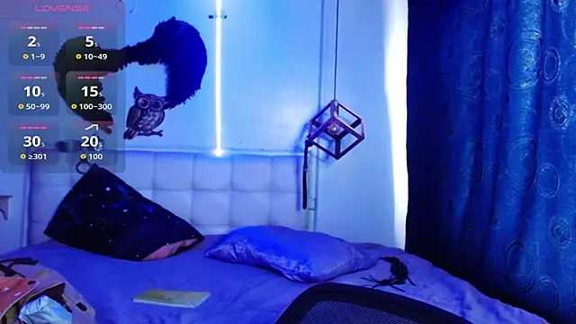 goth minerva online show from 09.15.25