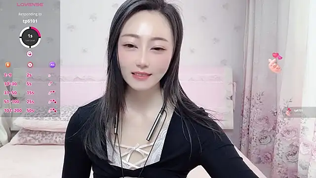 Snapshot of anjila888 chatting on 03.06.26 anjila888 online show from 03.06.26