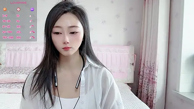 Snapshot of anjila888 chatting on 04.03.26 anjila888 online show from 04.03.26