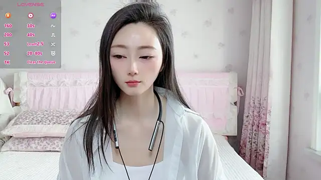 Snapshot of anjila888 chatting on 04.14.26 anjila888 online show from 04.14.26