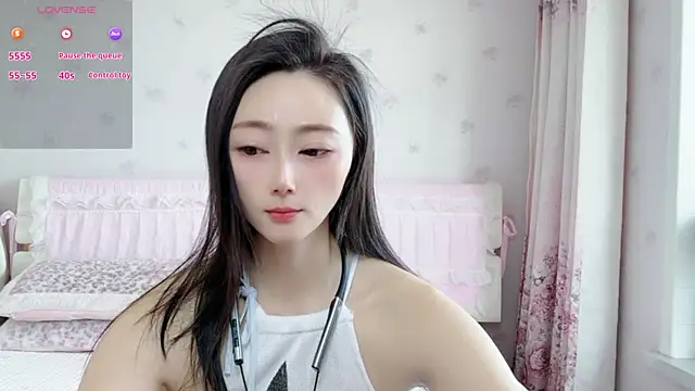 Snapshot of anjila888 chatting on 04.17.26 anjila888 online show from 04.17.26